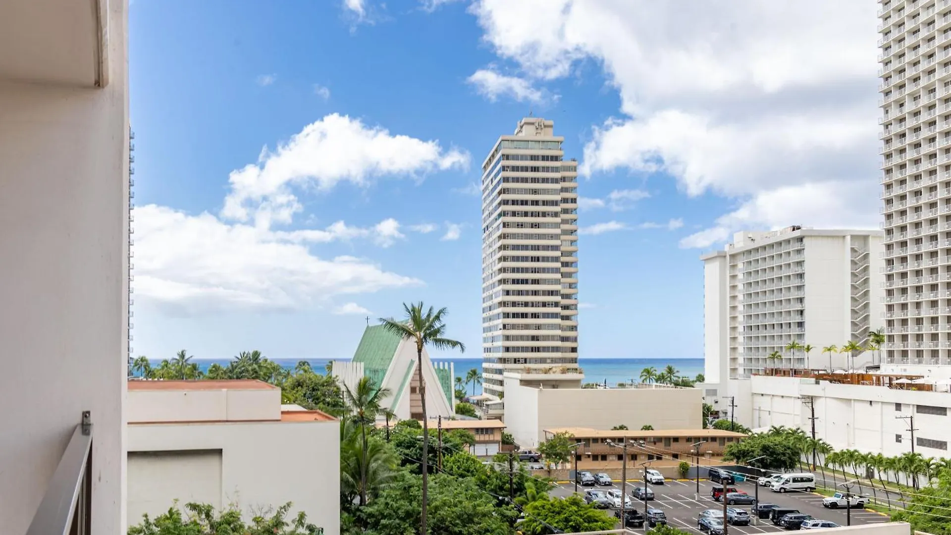 Remodeled 1Br Near Waikiki Beach With Free Parking! Гонолулу Апартаменты